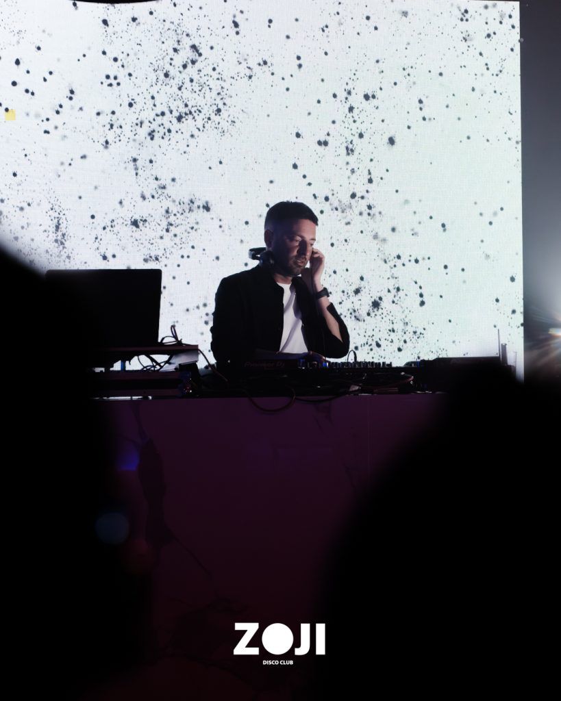 Zoji The Club